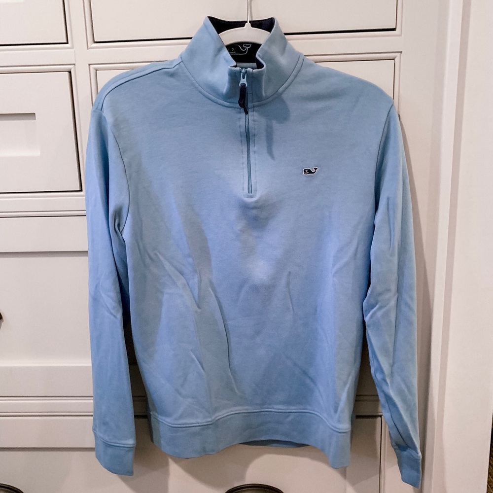 Vineyard Vines sweatshirt